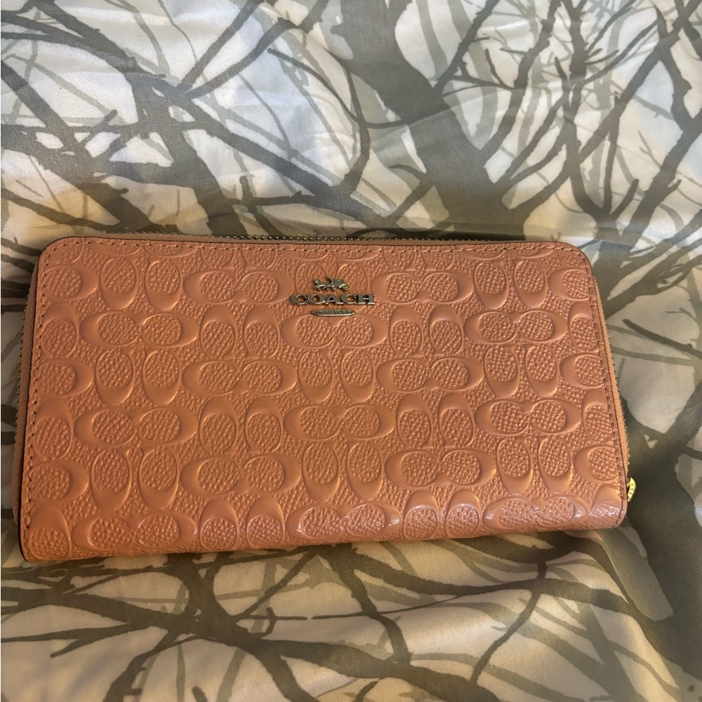 Coach Blush Pink Floral Embossed Wallet - Picture 6 of 6